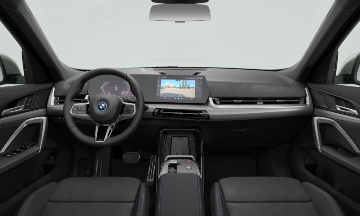 BMW iX1