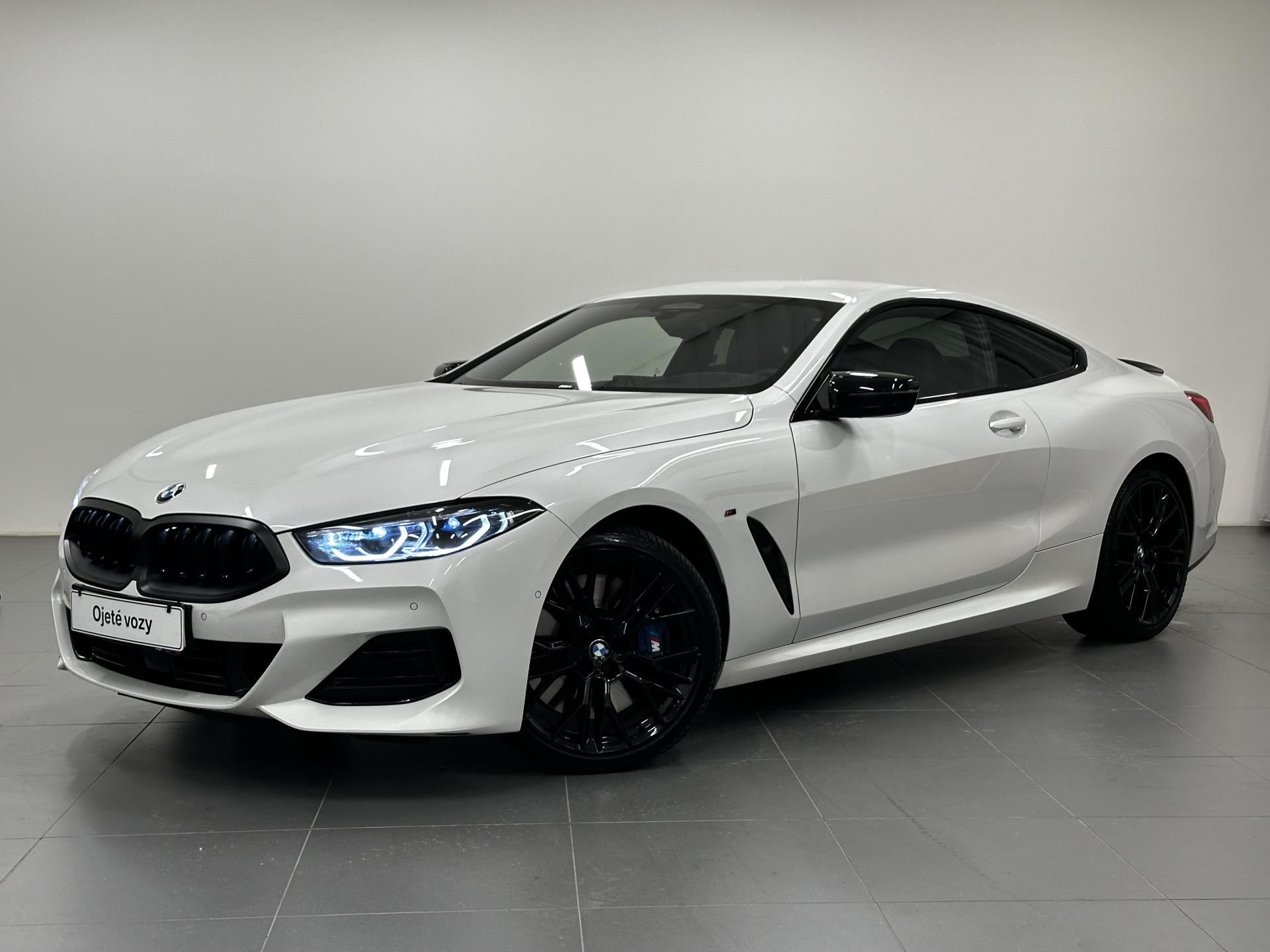 BMW Řada 8 840i xDrive Coupe
