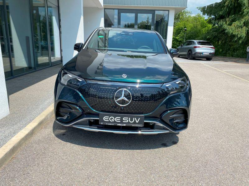 Mercedes EQE