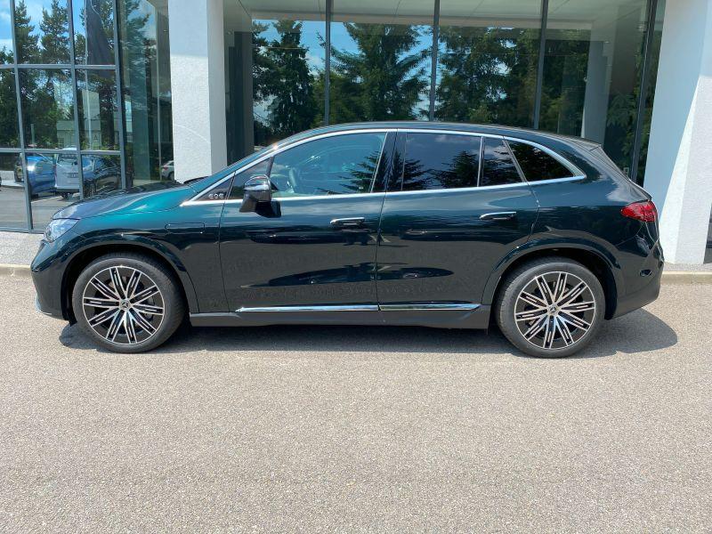 Mercedes EQE