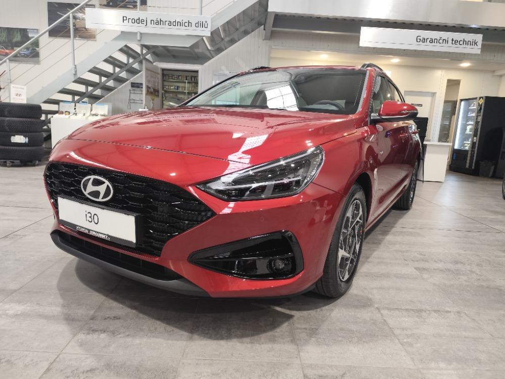 Hyundai i30 WG 1,6 T-GDI DCT GO CZE