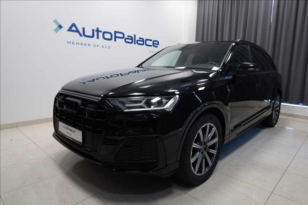Audi Q7 3,0 TDI QUATTRO S-LINE 1. MAJ