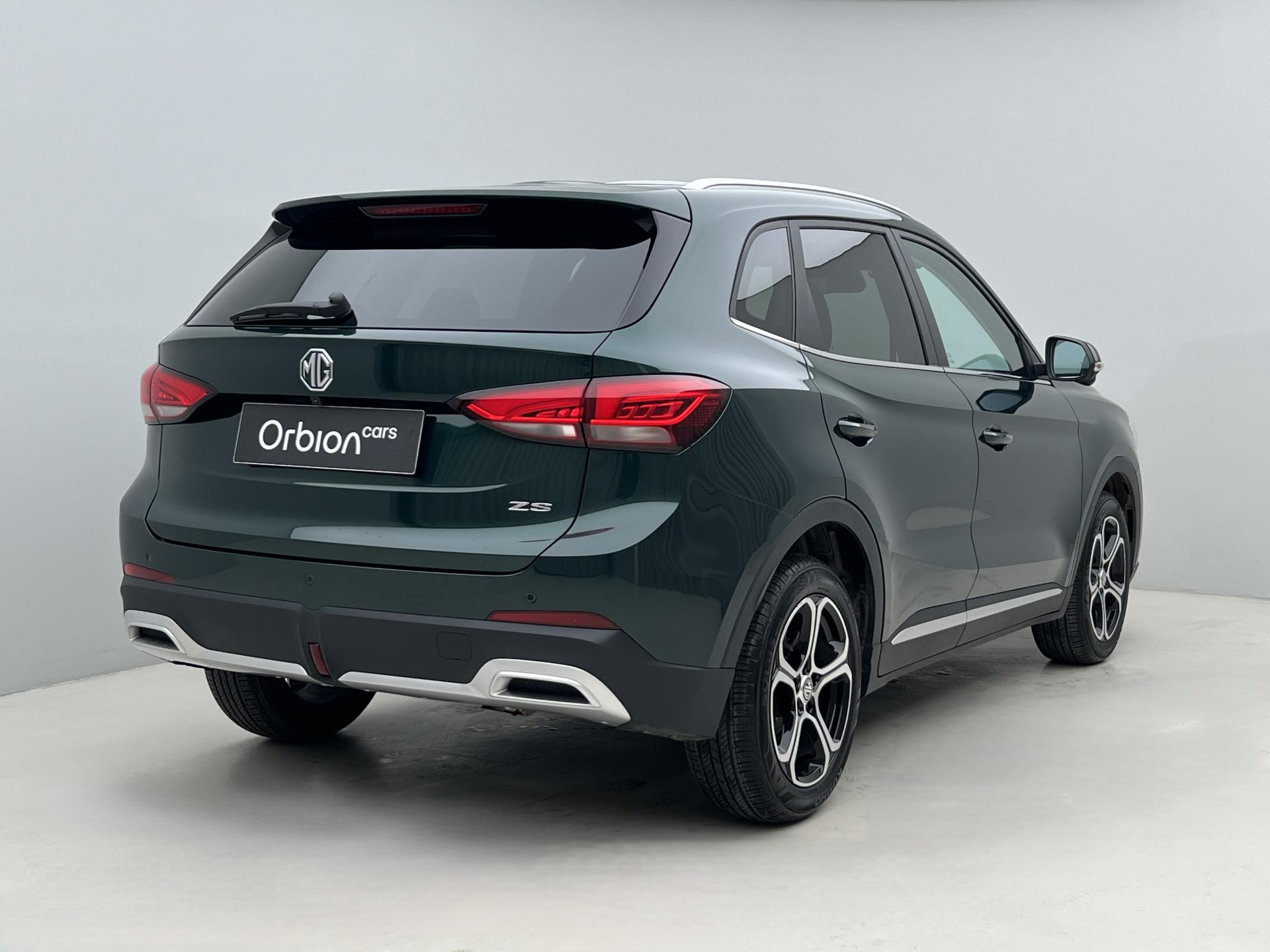 MG ZS
