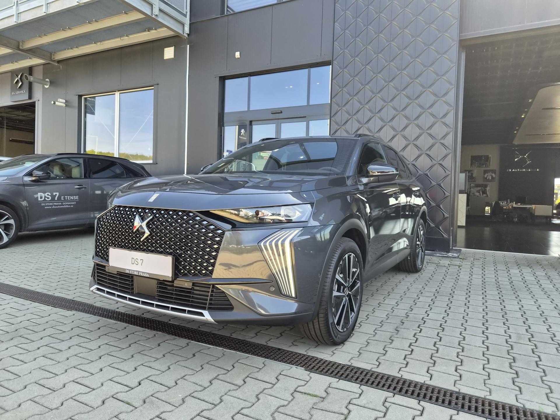 DS DS7 EDITION FRANCE 1.5 BlueHDi 1