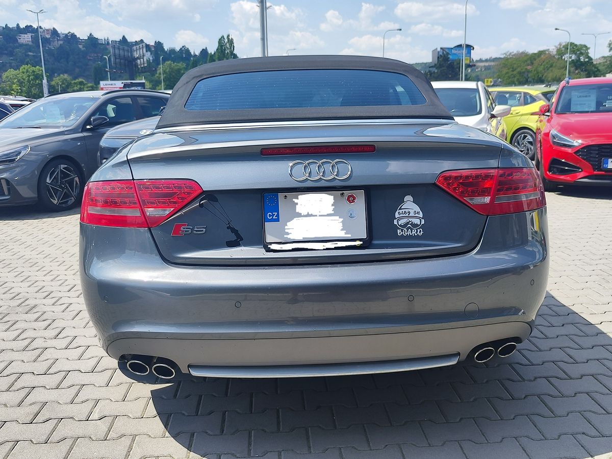 Audi S5