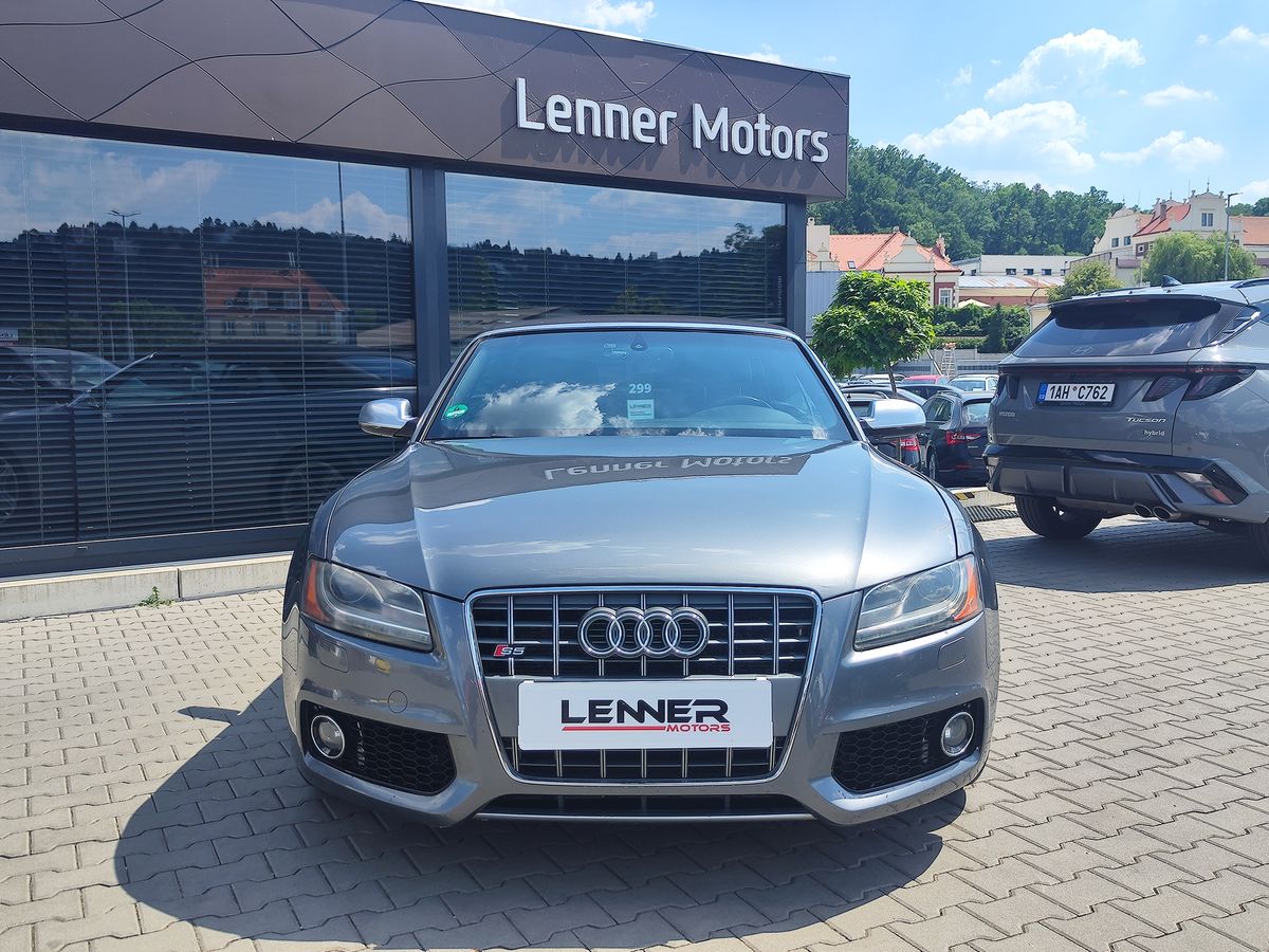 Audi S5