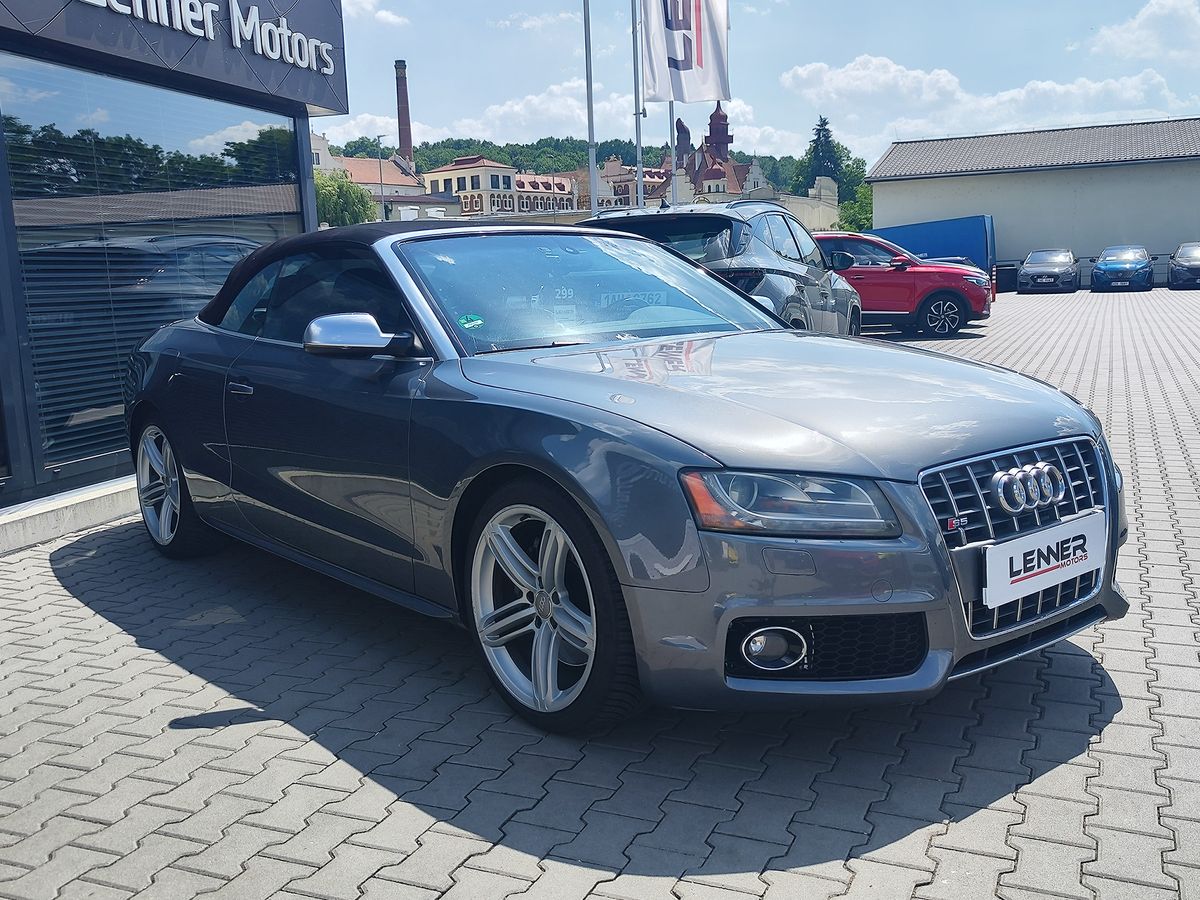 Audi S5