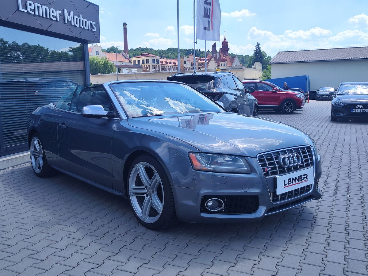Audi S5