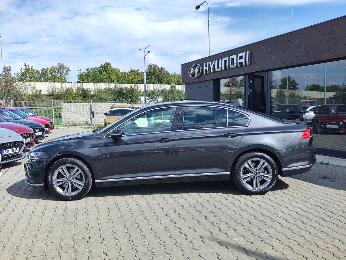 VW Passat