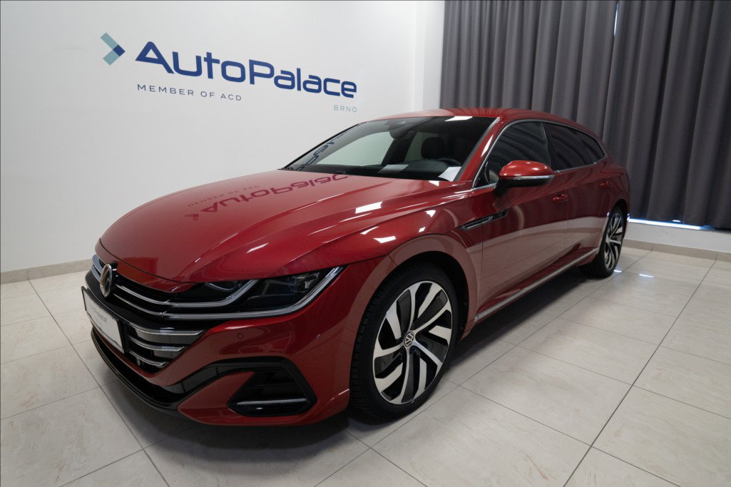 VW Arteon 2,0 TDI DSG R-LINE 1. MAJ ČR