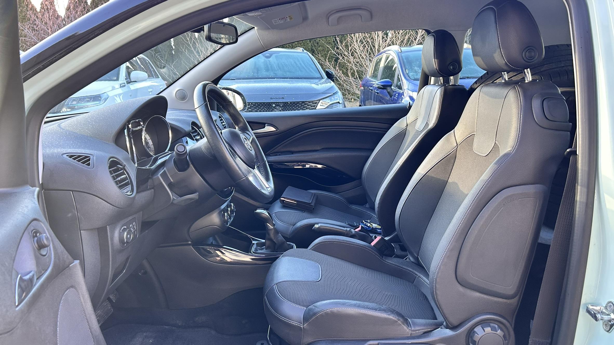 Opel Adam