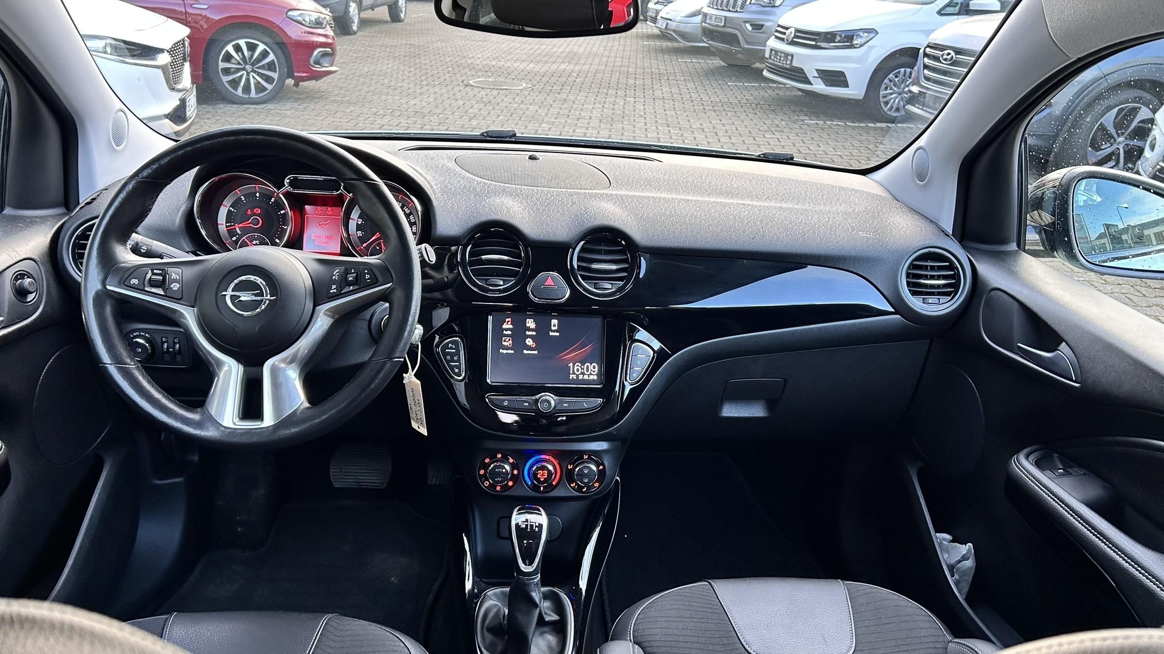 Opel Adam