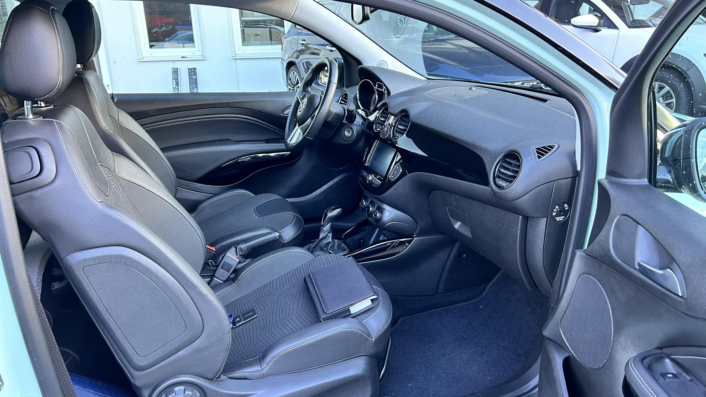 Opel Adam