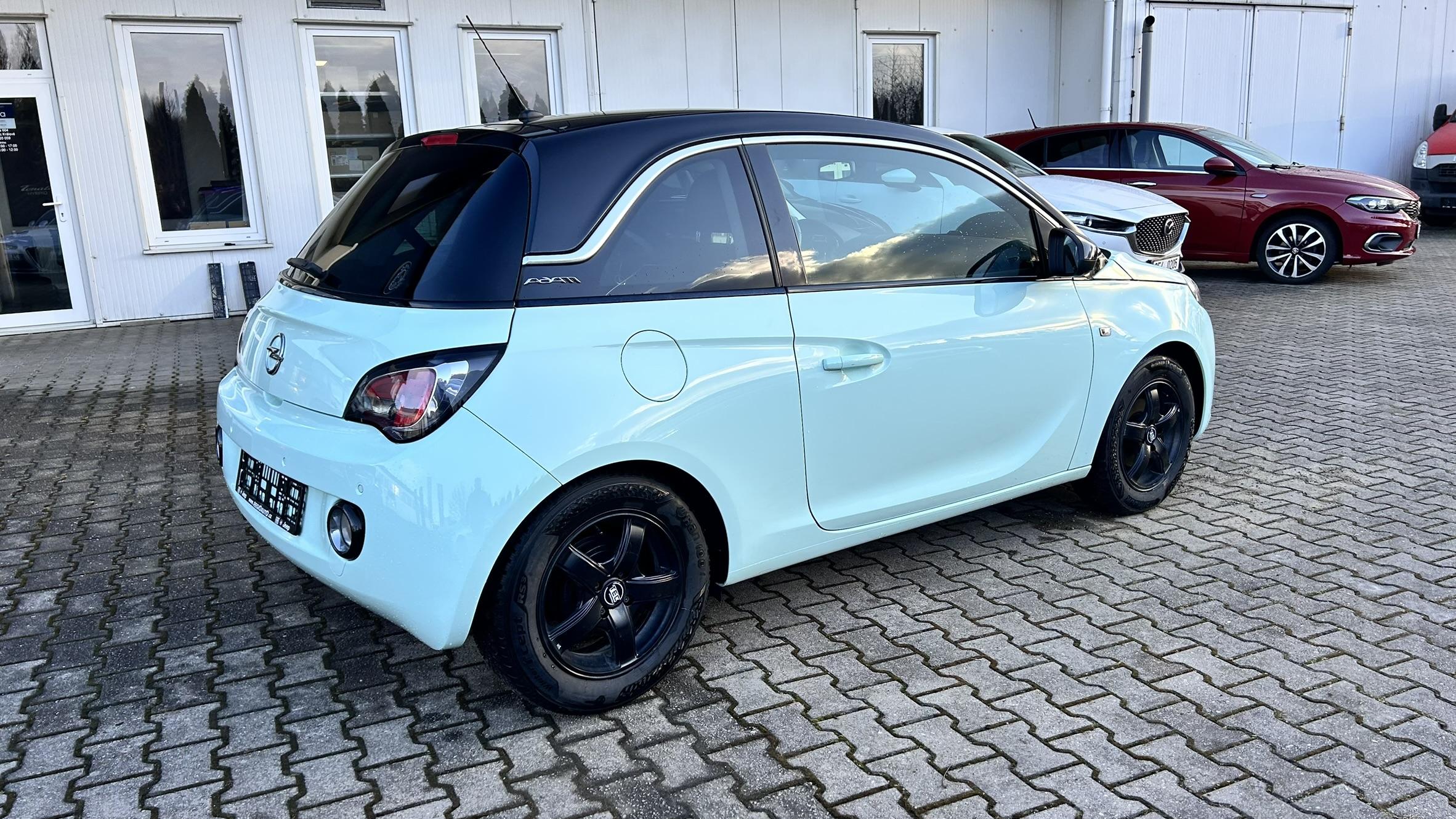 Opel Adam