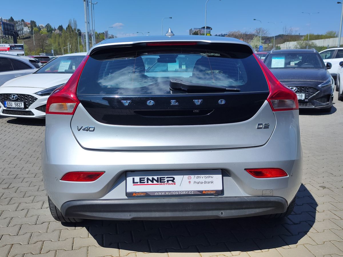 Volvo V40