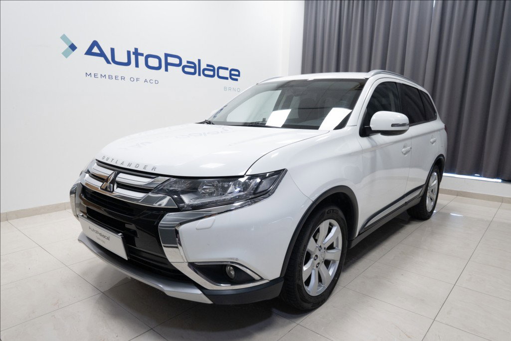Mitsubishi Outlander 2,0 MIVEC AWD AT INTENSE ČR