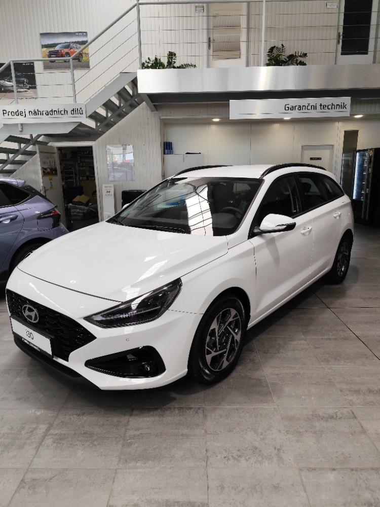 Hyundai i30 kombi 1,0 T-GDi DCT SMART