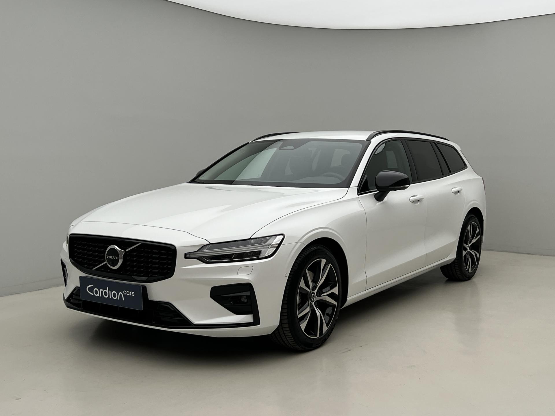 Volvo V60 B4 PLUS DARK AUT