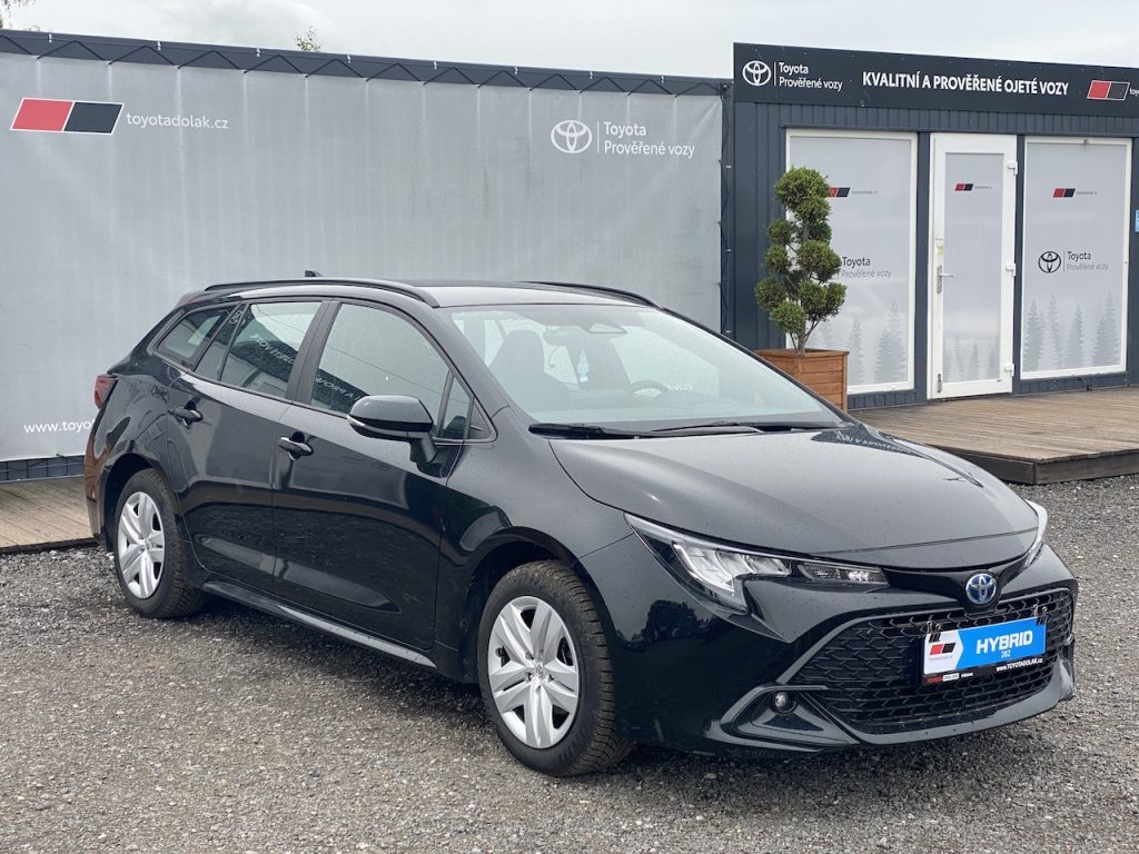 Toyota Corolla 1.8HEV, ČR-1m, Active, DPH