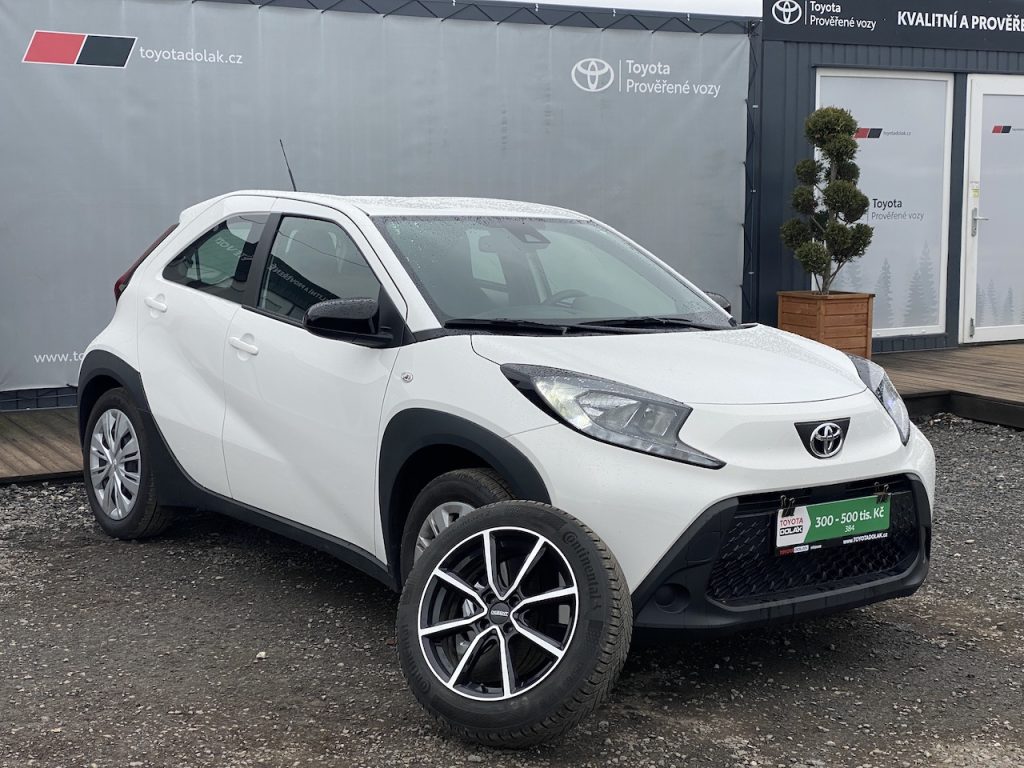 Toyota Aygo 1.0i, ČR-1m, Comfort, +kola