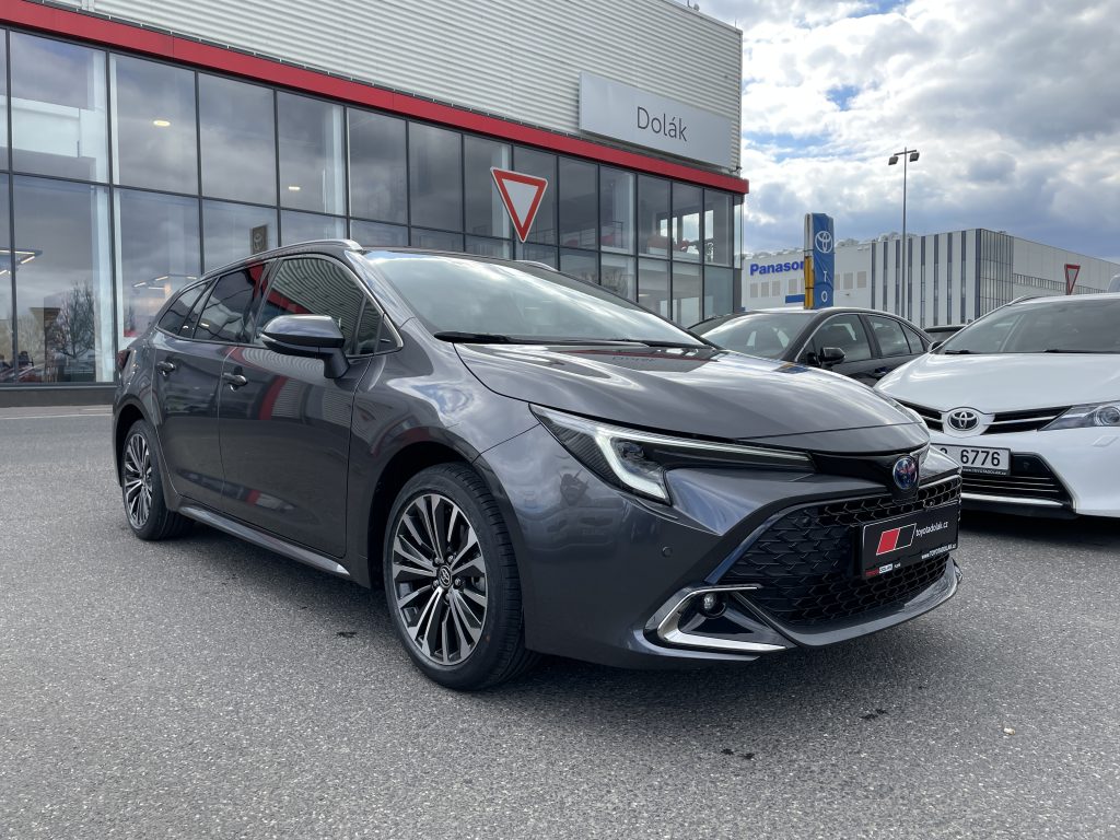 Toyota Corolla TS 1.8 Hybrid ODBĚR 3/2026