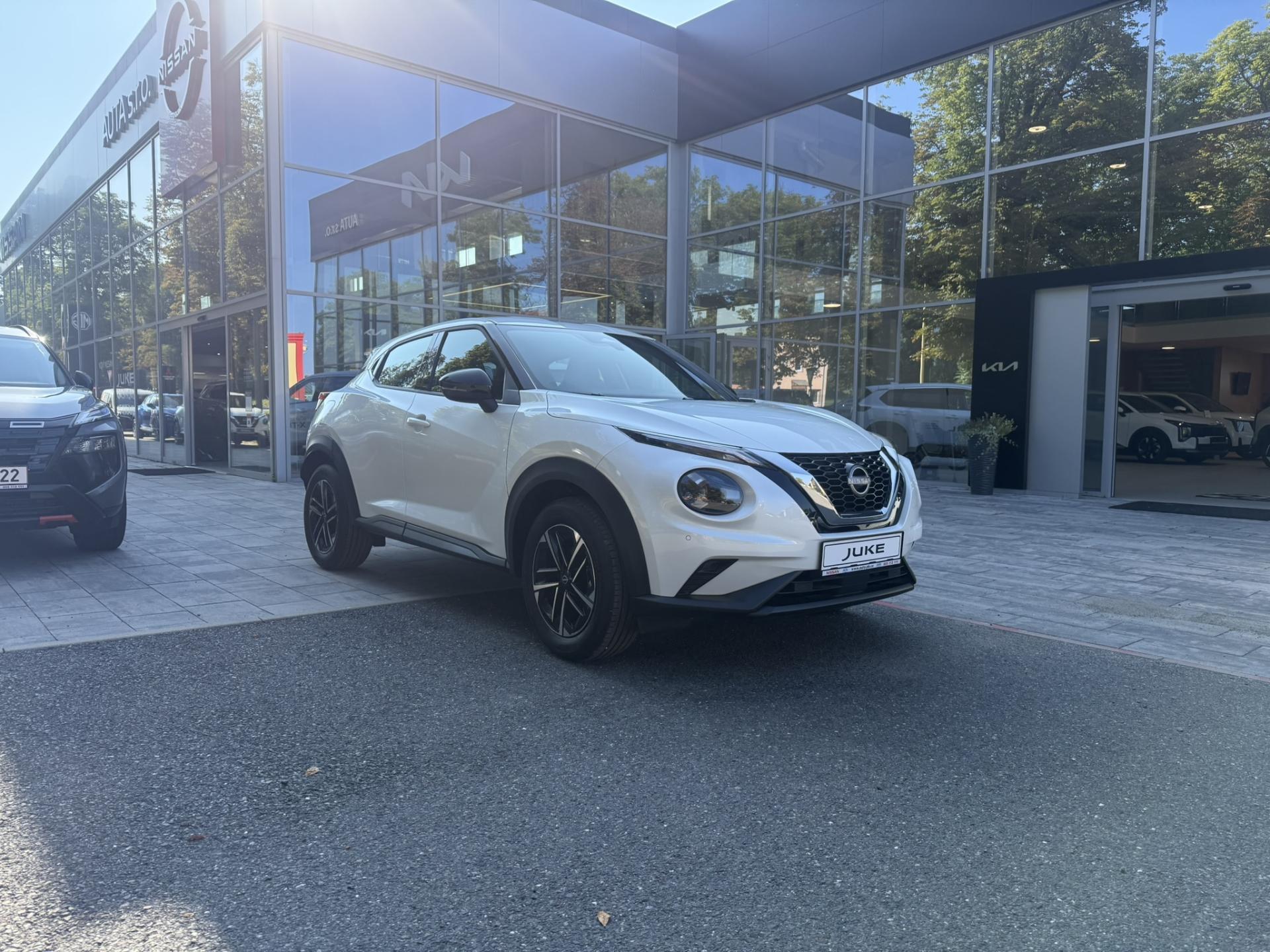 Nissan Juke DIG-T 6MT N-CONNECTA + CP