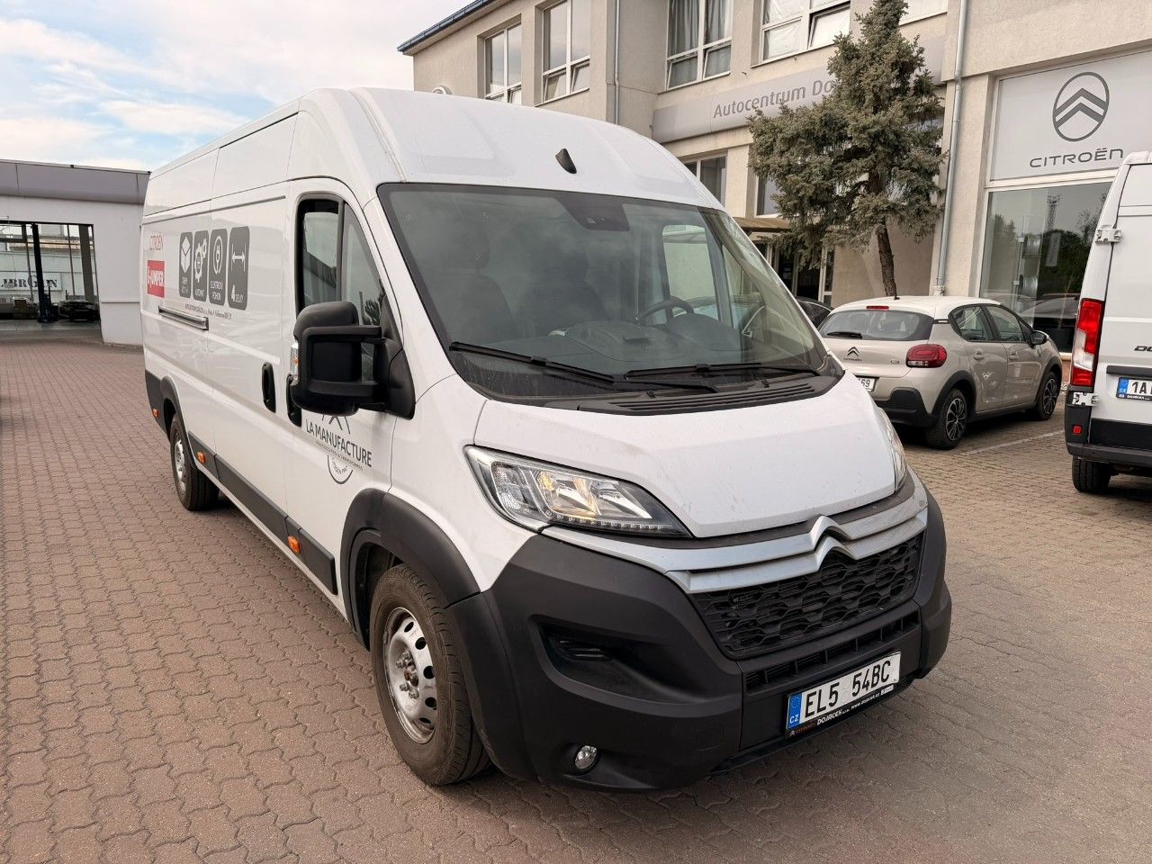 Citroën L4H2 Elektromotor 90 kW, baterie 75 kWh