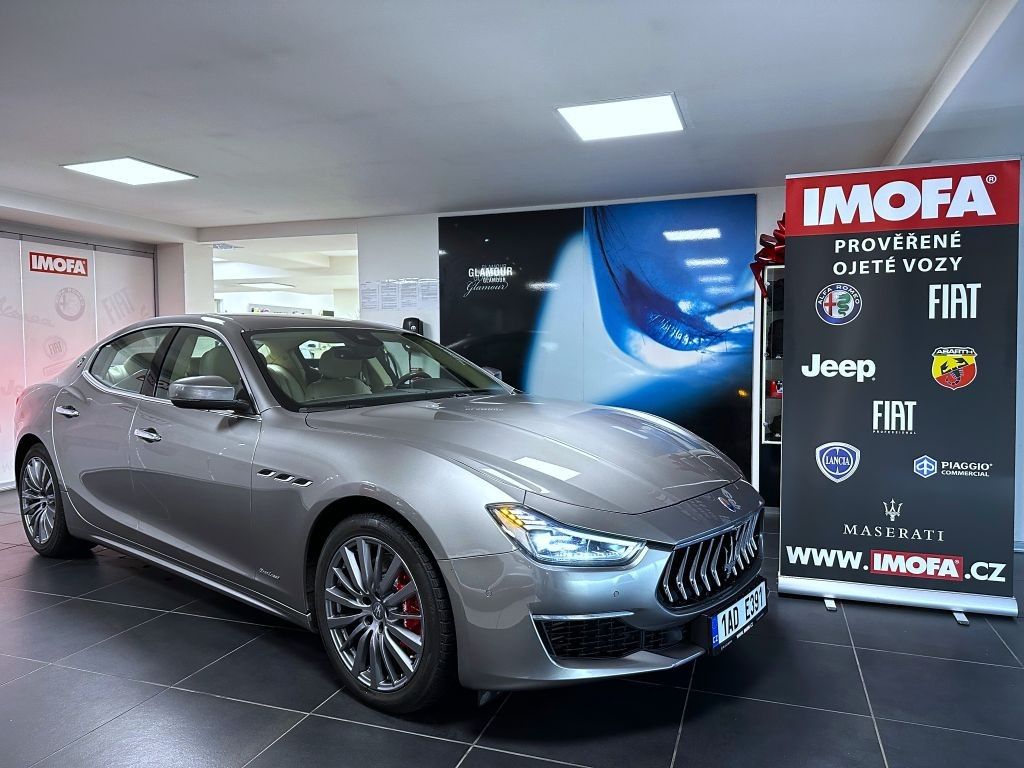 Maserati Ghibli 3.0 V6 Bi-turbo S Q4 (4x4) 430k AT8 ZF Granlusso