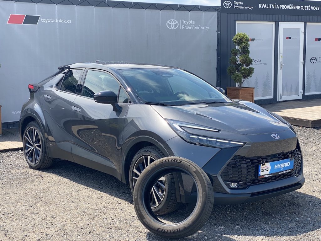 Toyota C-HR 1.8HEV, ČR-1m, Executive VIP
