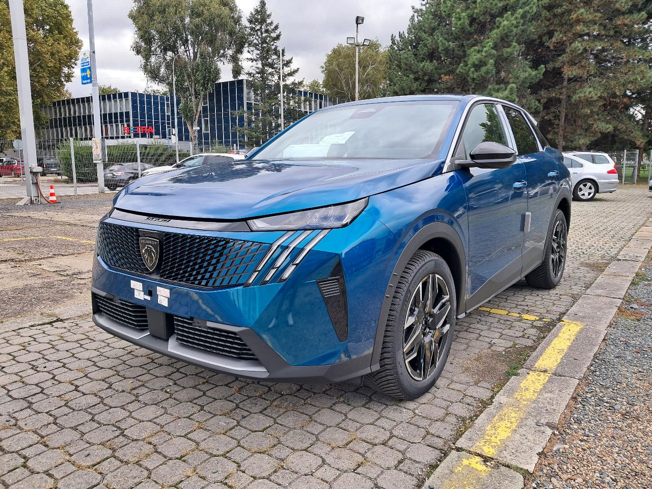 Peugeot 3008 3008 ALLURE Hybrid 145 e-DCS6