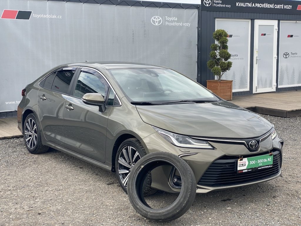 Toyota Corolla 1.5i, ČR-1m, StyleTech, DPH