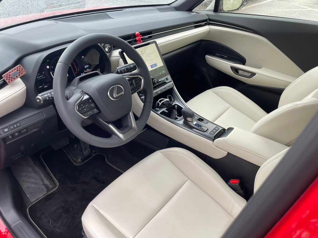 Lexus LBX