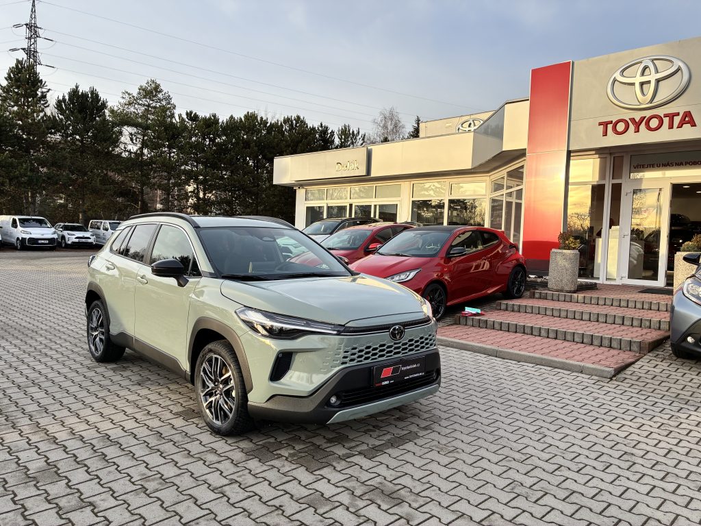 Toyota Corolla Cross 1.8 Hybrid MC25 Style