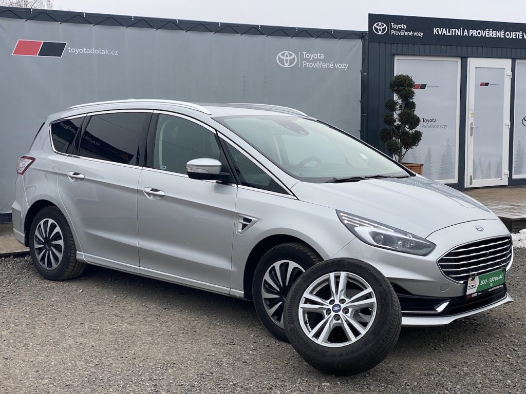 Ford S-MAX 2.0TDCi, ČR-1m, navi, +kola