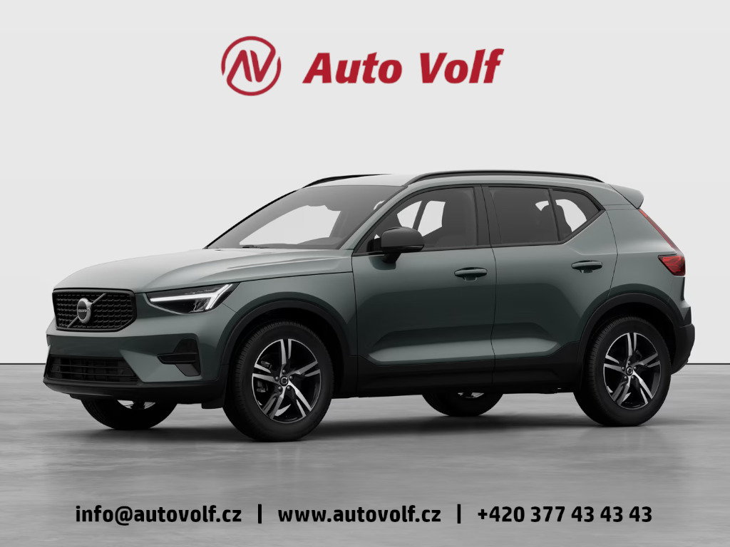 Volvo XC40 PLUS DARK B3 FWD 120kW