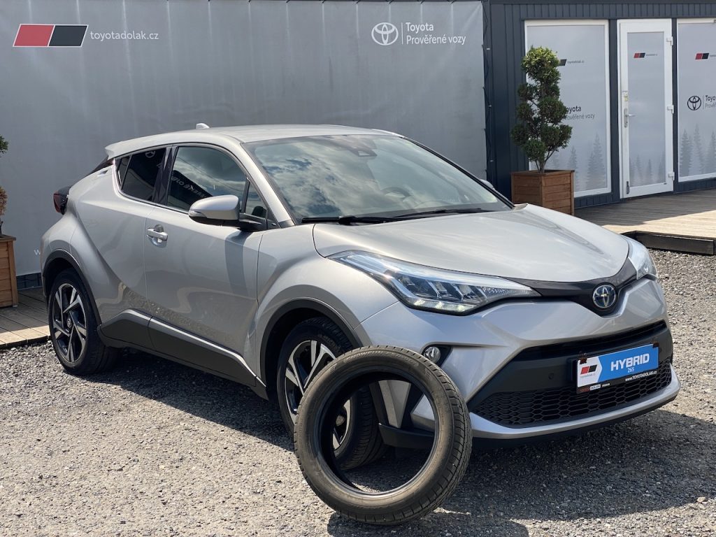Toyota C-HR 2.0HEV, ČR-1m, Style, DPH
