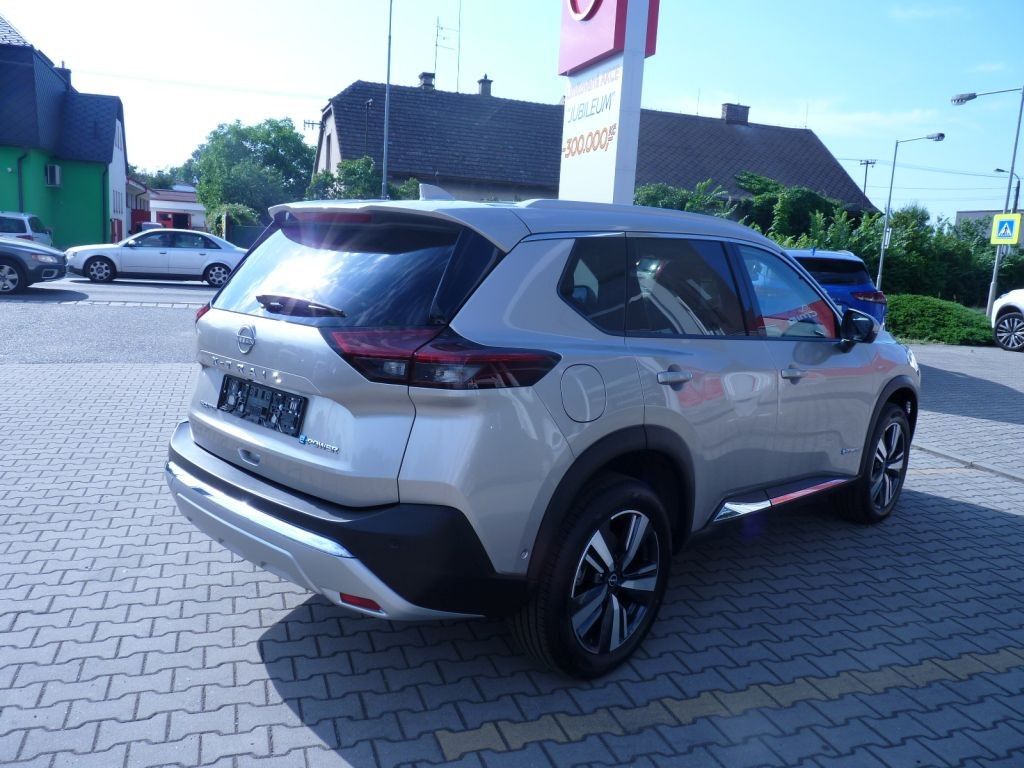 Nissan X - Trail