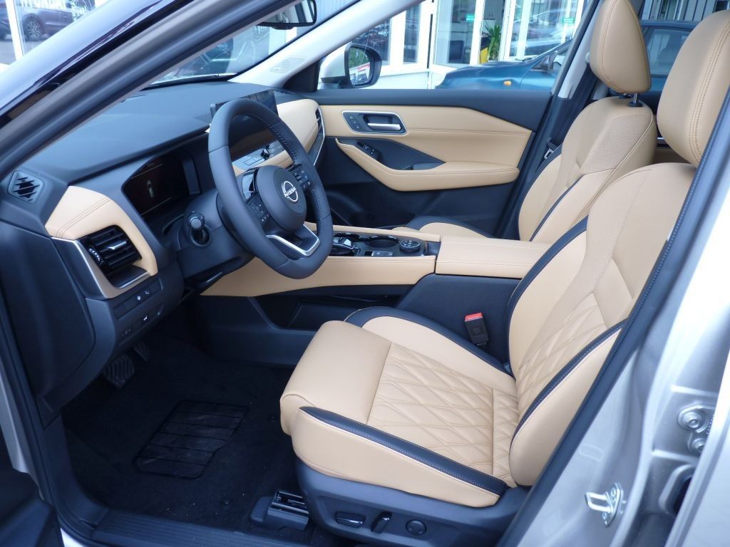 Nissan X - Trail