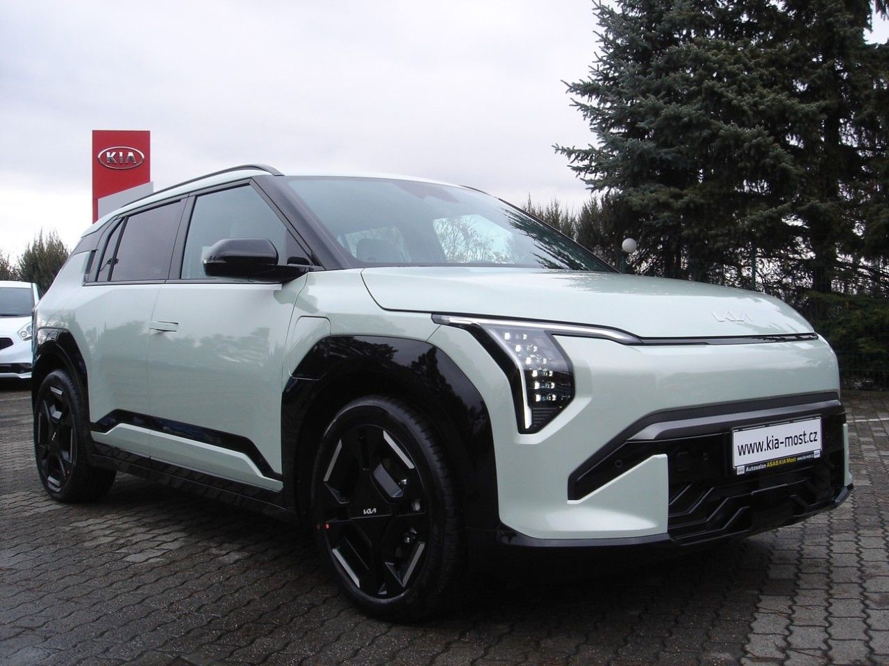 KIA EV3