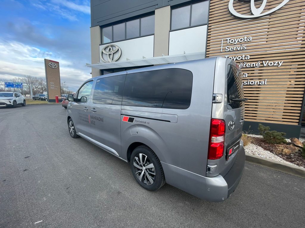Toyota Proace Verso