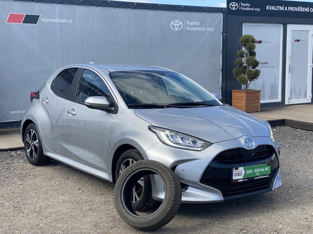Toyota Yaris 1.5i, ČR-2m, Style, záruka