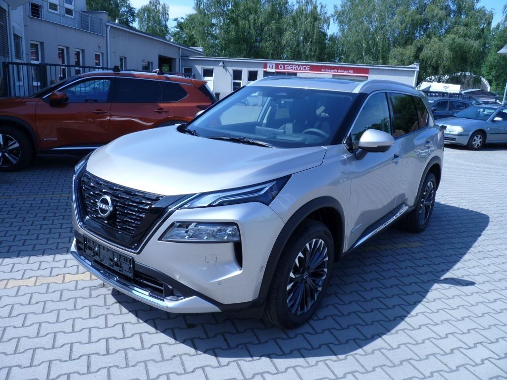 Nissan X - Trail