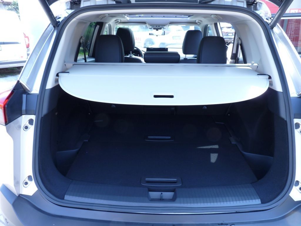 Nissan X - Trail