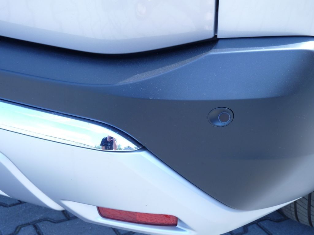 Nissan X - Trail