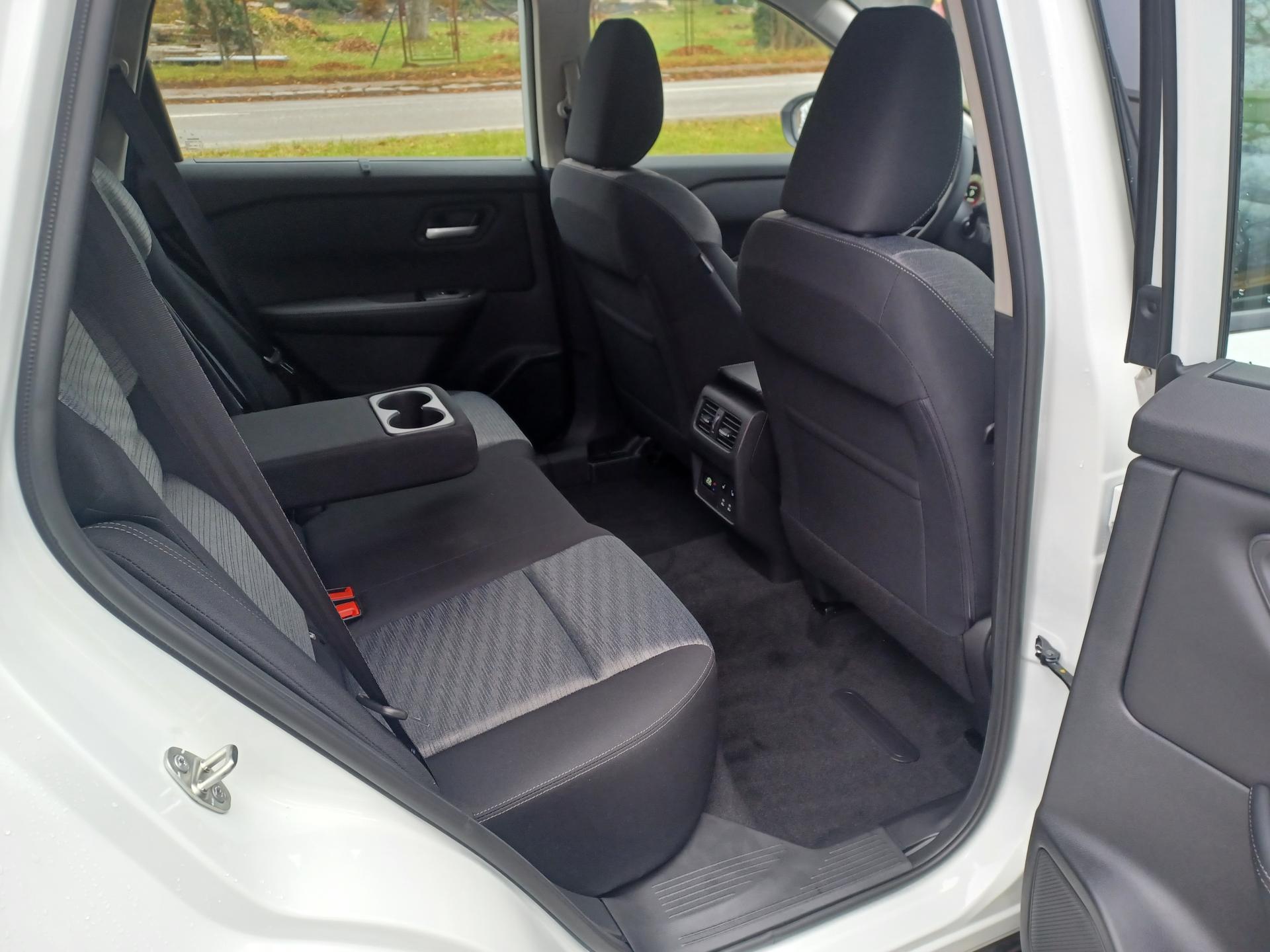Nissan X - Trail
