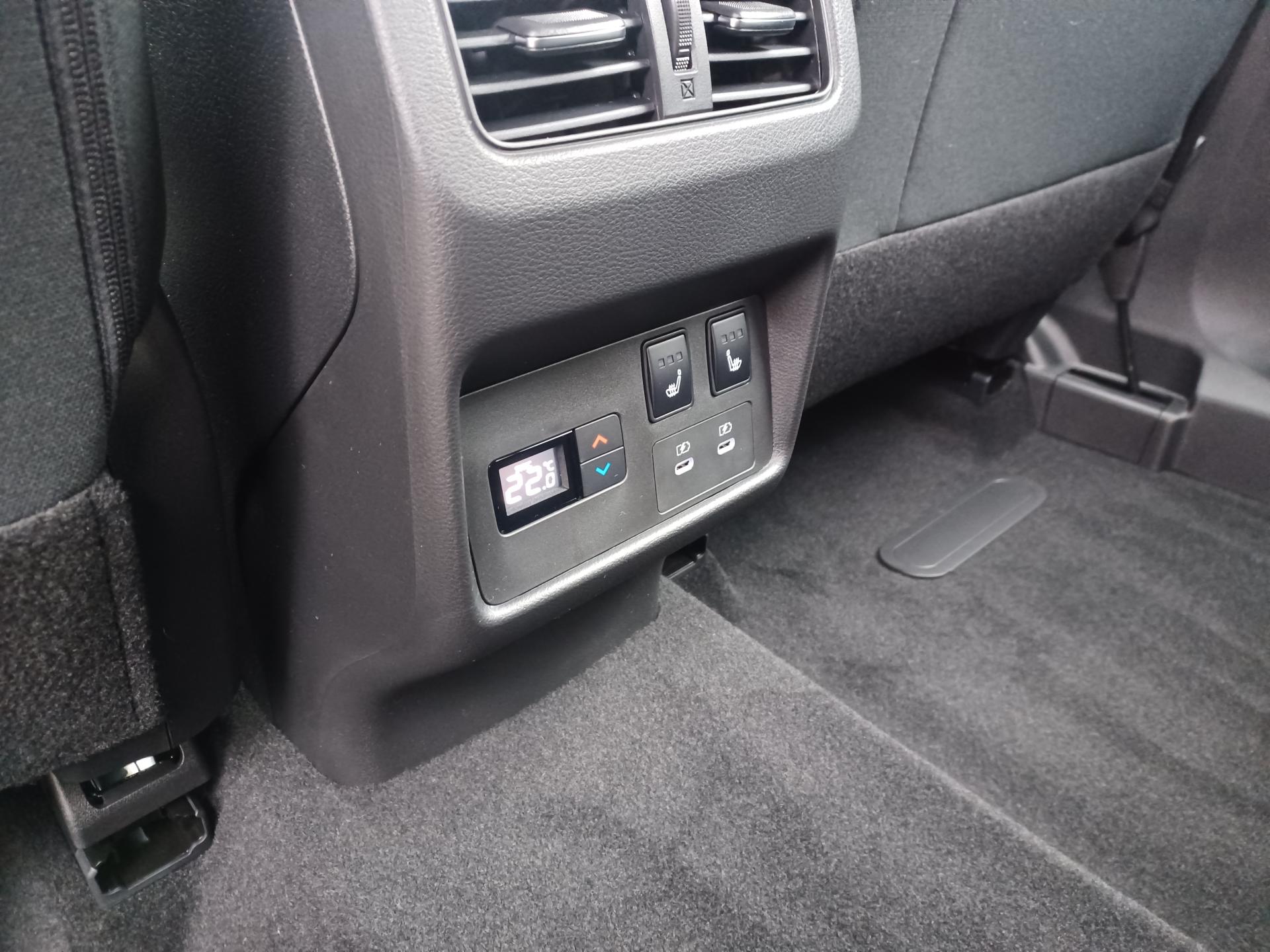 Nissan X - Trail