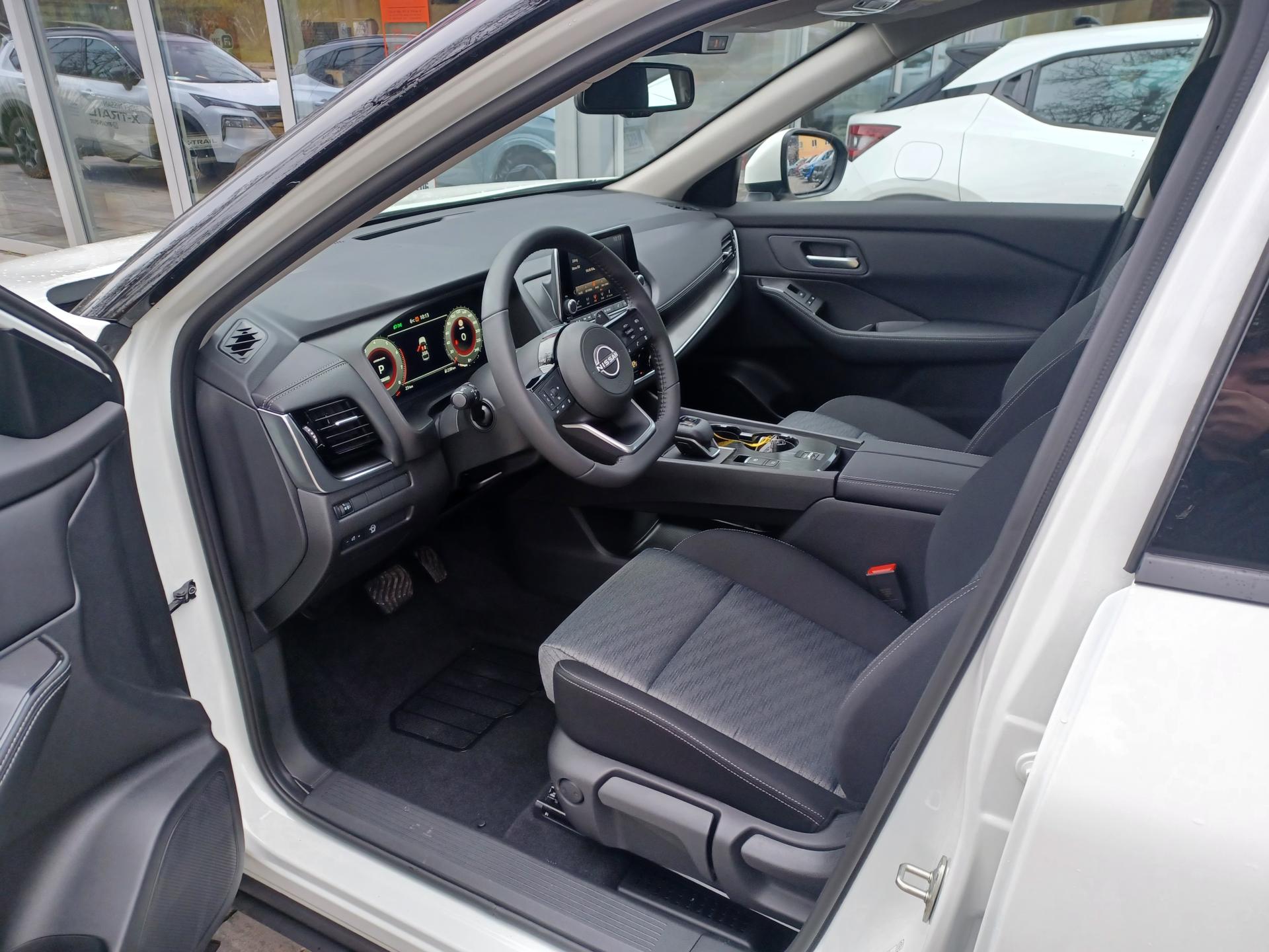 Nissan X - Trail