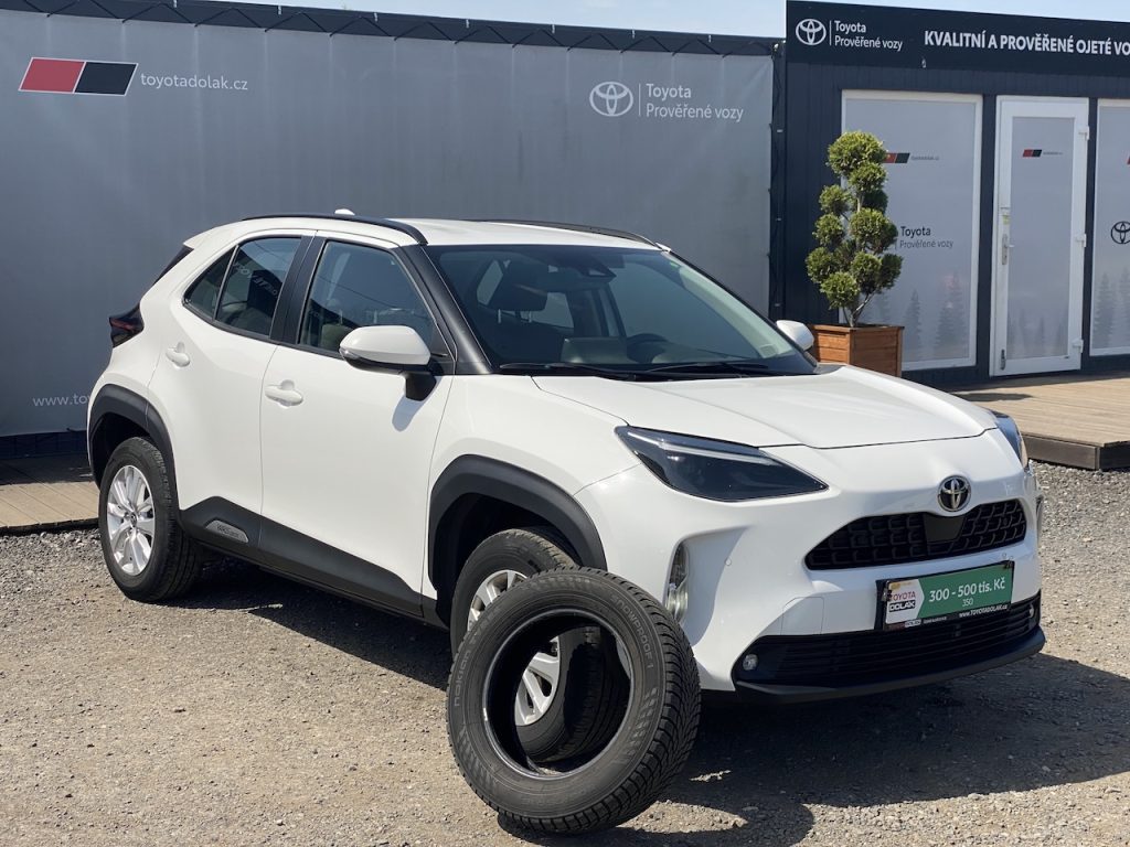 Toyota Yaris Cross 1.5i, ČR, ComTech, záruka