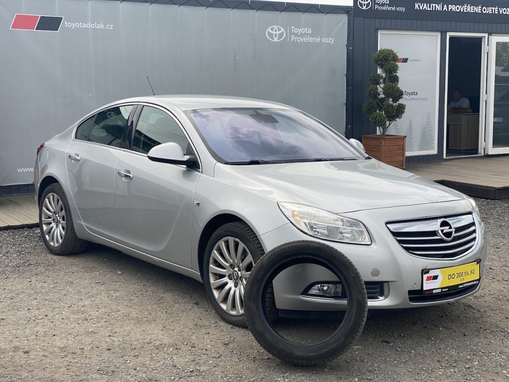 Opel Insignia 2.0CDTi, manual, nová STK