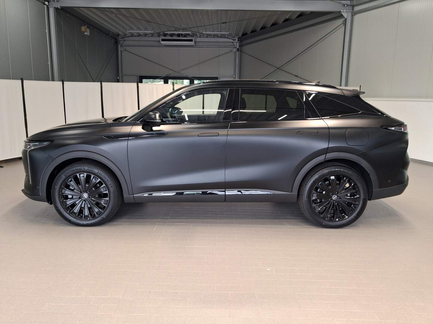 Omoda 9